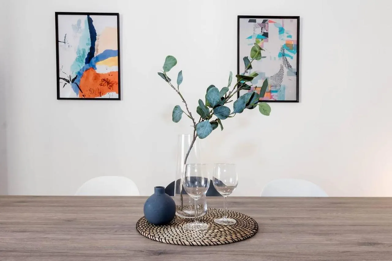 Joivy Lovely Family Apt For 7 Near San Lorenzo Columns Milan Apartment